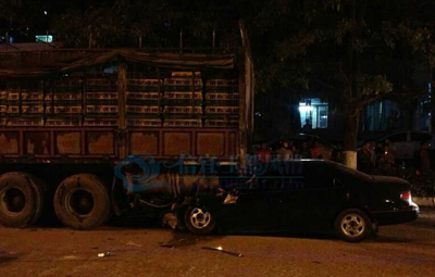 �Ǳ����\վ·�ΰl(f��)��һ��С܇׷β؛܇�¹�